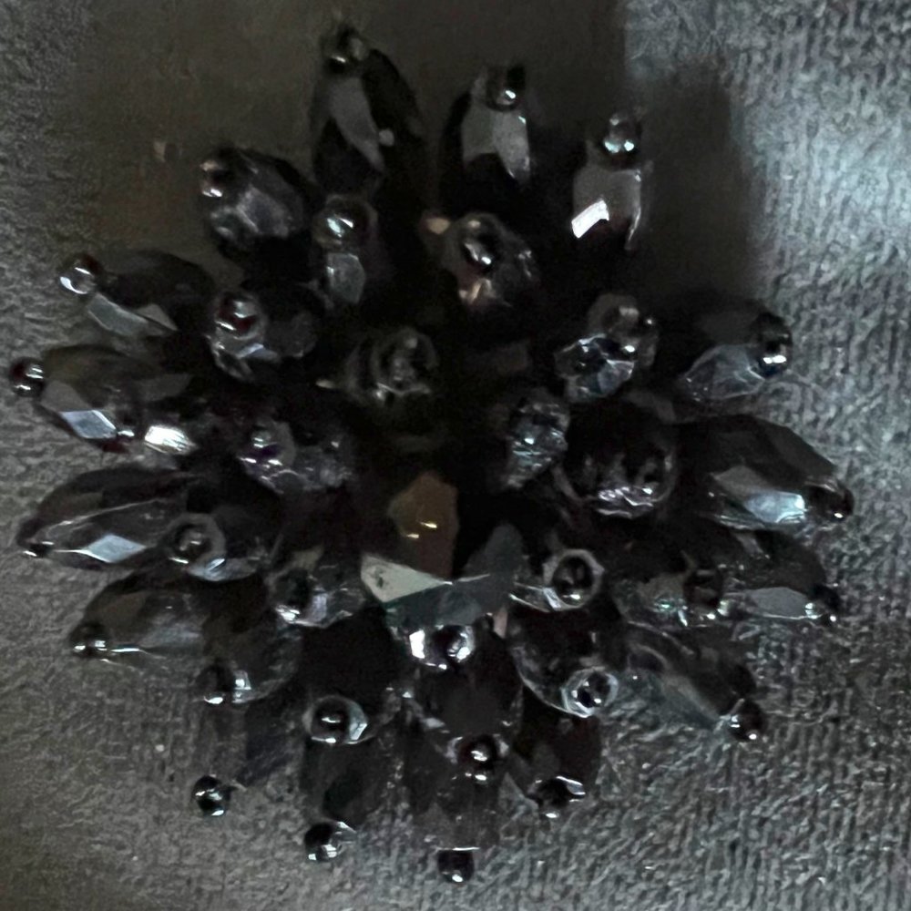 White House Black Market 1-3/4" Circle Brooch Pin Black Saucer Crystals LIKE NEW